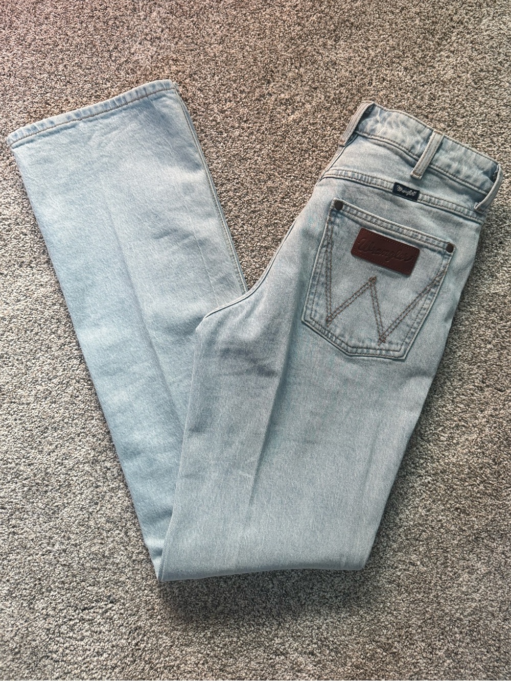 Wrangler Women's Straight Leg Jeans in Light Blue